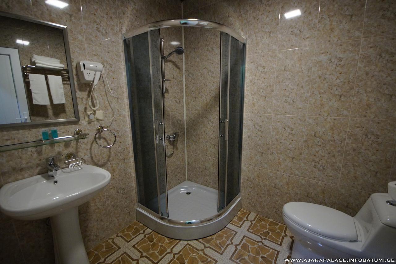 Ajara Palace バトゥーミ エクステリア 写真